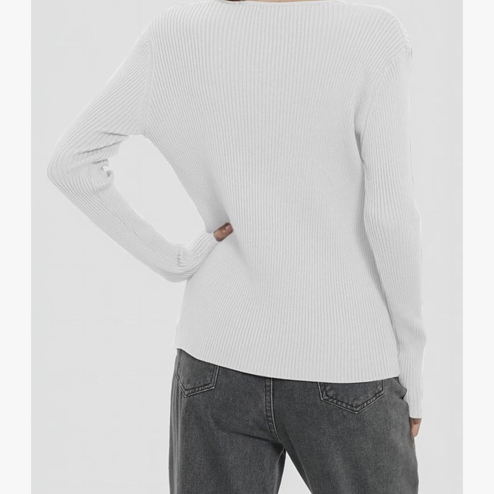 White Ribbed Knit Sweater - Picture 2 of 2